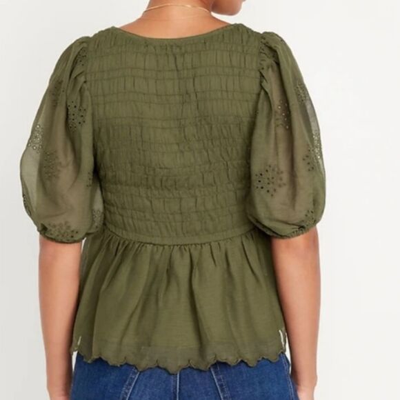 Old Navy Dark Green Fitted Puff-Sleeve Smocked Chiffon Top Size Xl Woodsy - Picture 2 of 8
